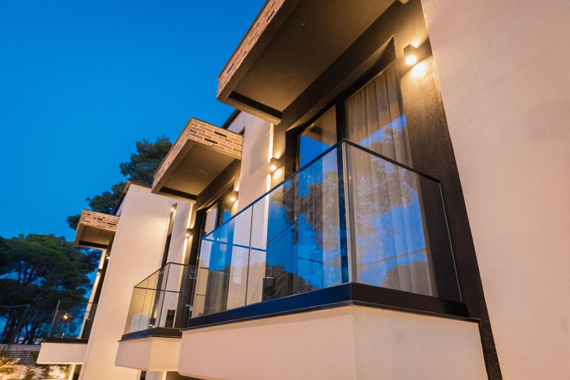 Hotel Beke Vlorë Esterno foto