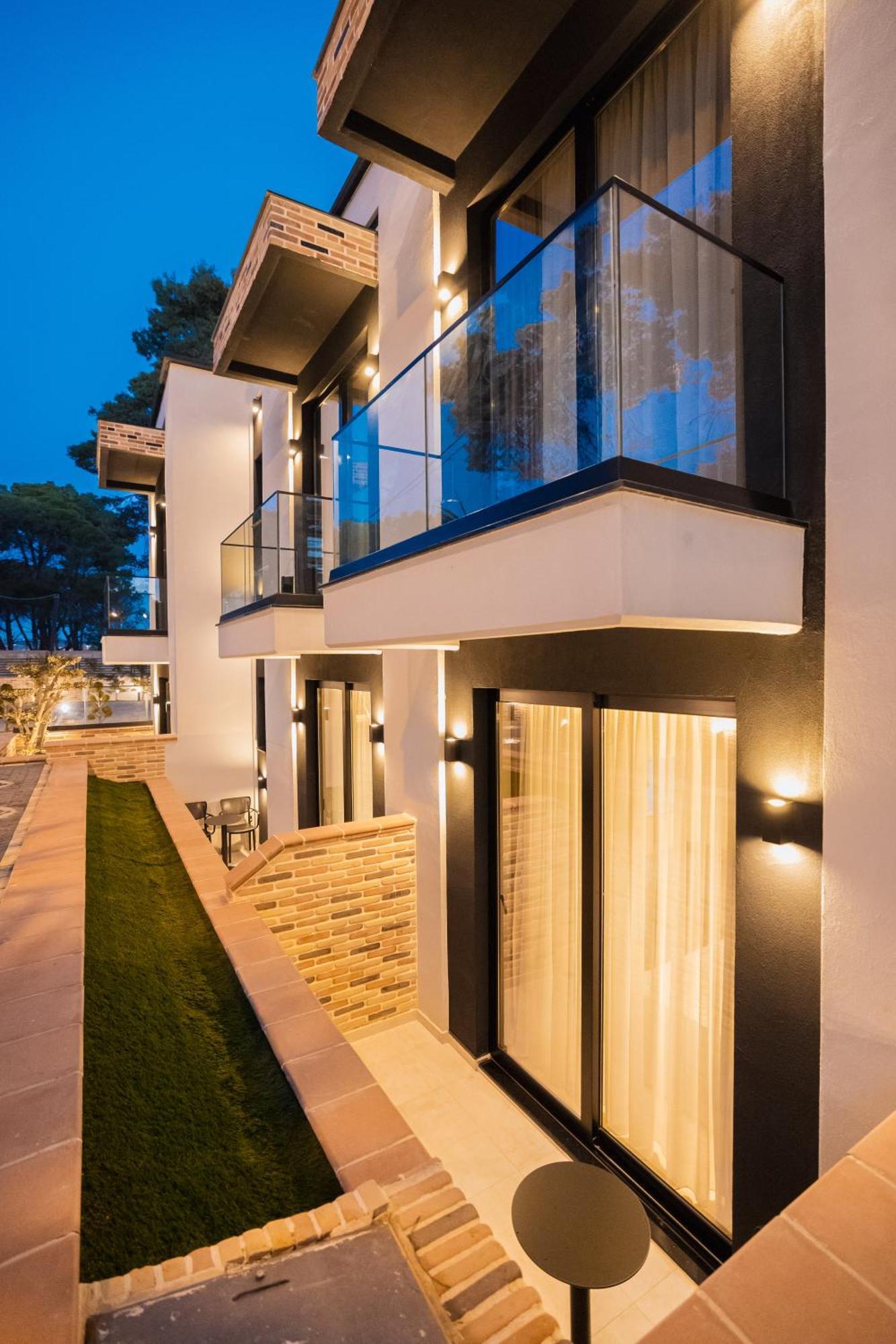 Hotel Beke Vlorë Esterno foto