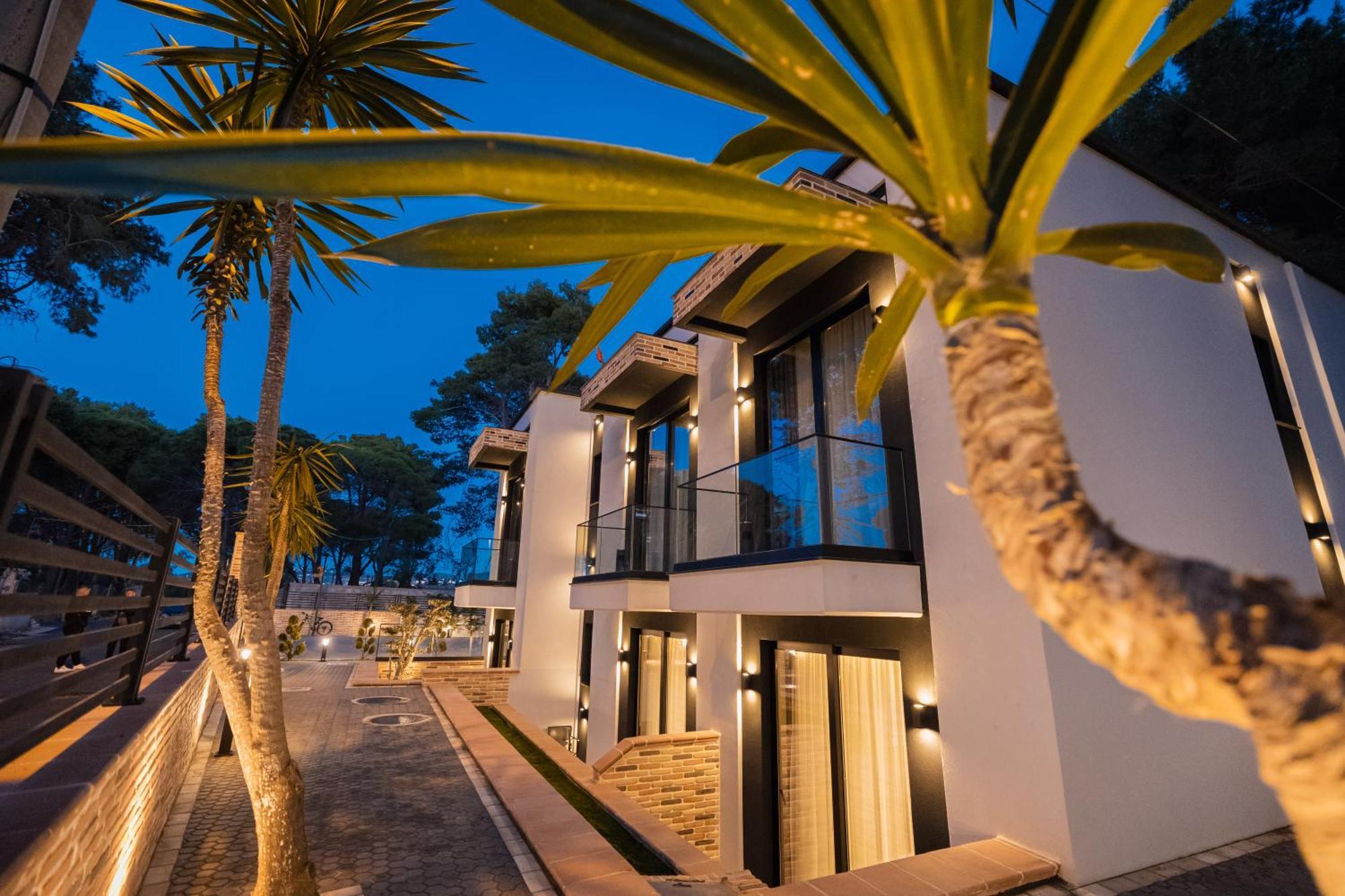 Hotel Beke Vlorë Esterno foto